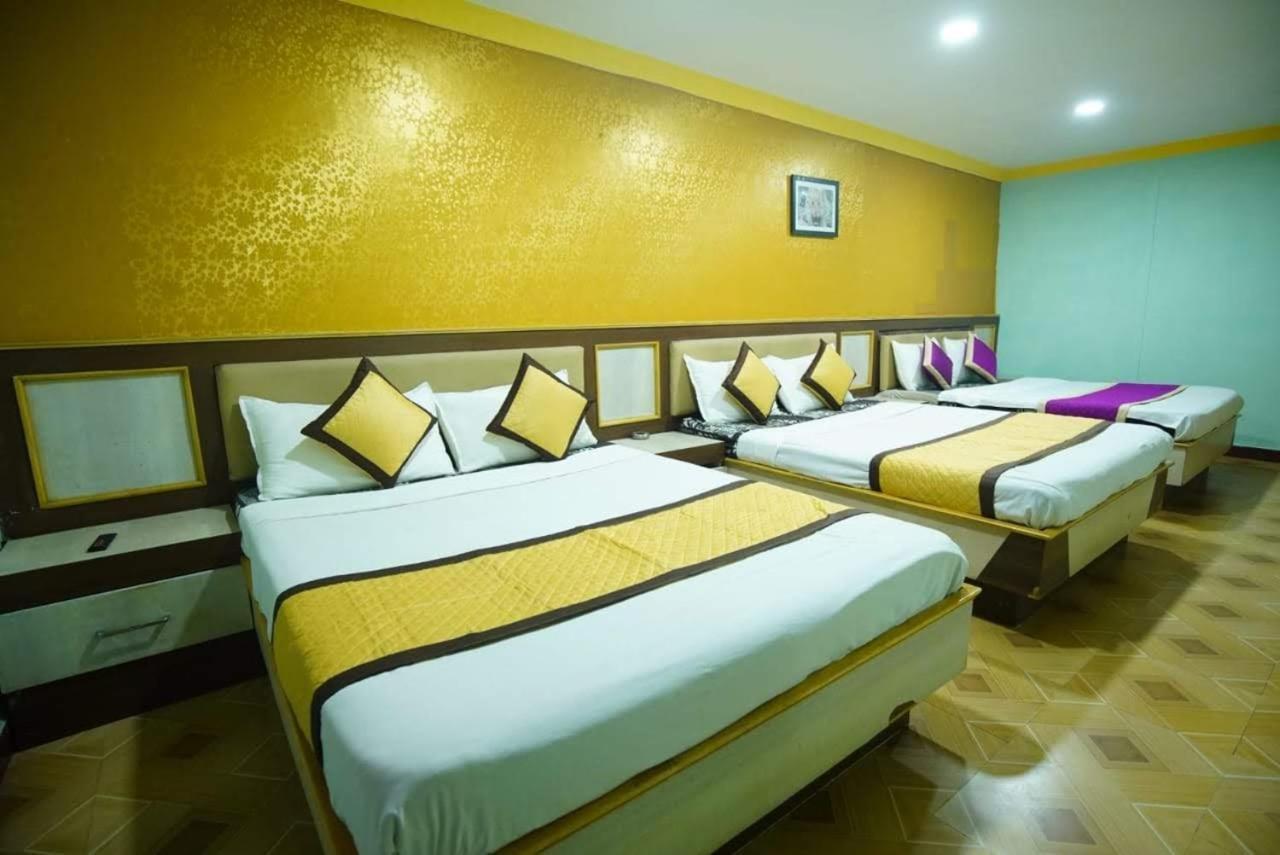 Готель Ooty Vpr Residency Екстер'єр фото